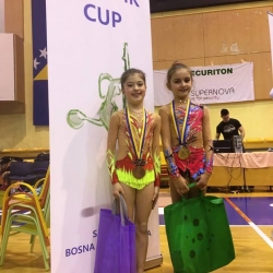 Mia Gvozden i Lorena Hržan Keglević