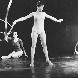 Verica Štikovac s trakom, Ferndža Erna i Sertić Gordana na zajedničkom nastupu