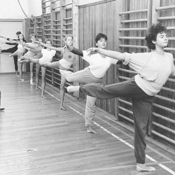 Trening u dvorani u Škrlčevoj ulci (generacija Sertić Gordana, Dragana Popović- Gomzi, Ivana Berković, Martina Stergar....)