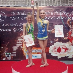 Mia Gvozden i Bianca Gajšak