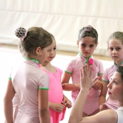 Trenerica Martina Prelog i grupa Mini